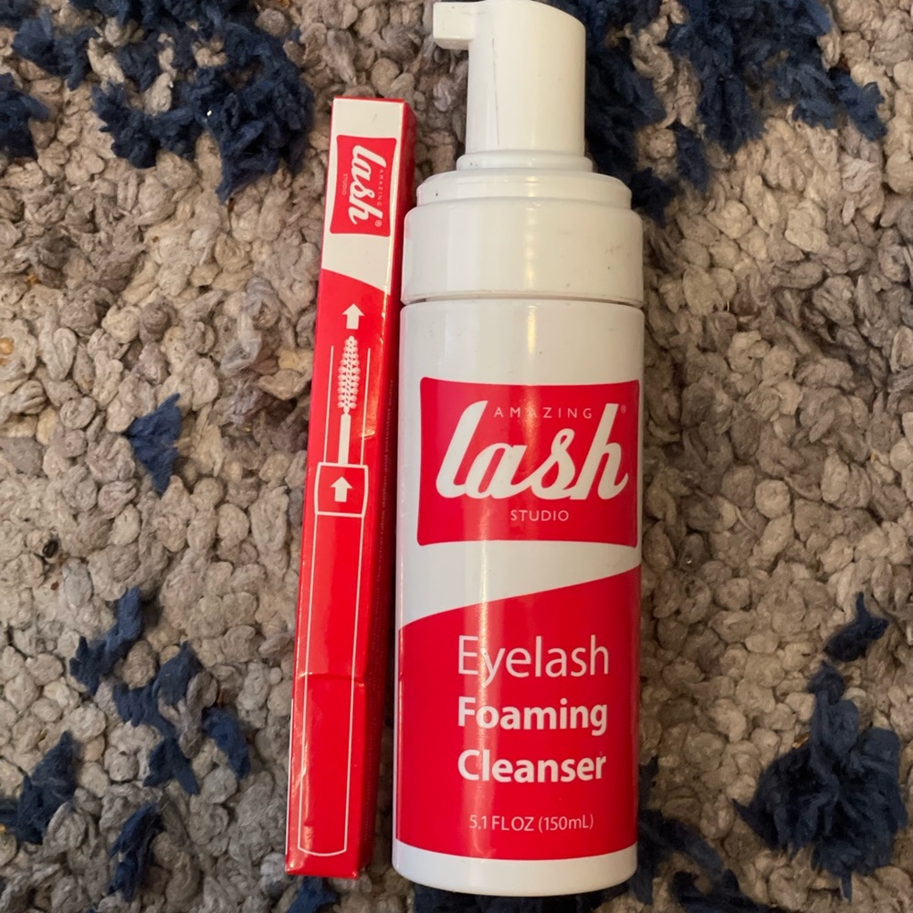 Lash wash and brush